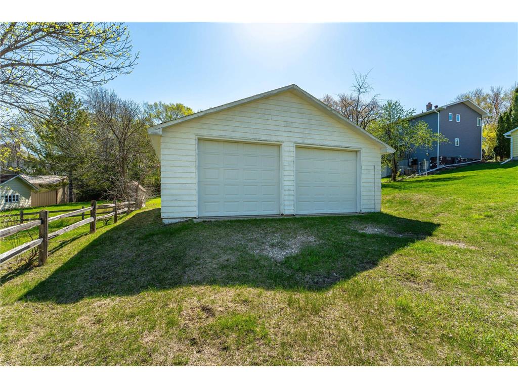 326 W Gustavus Avenue Fergus Falls MN 56537 7073136 image44