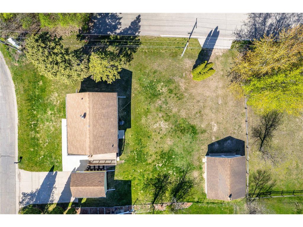 326 W Gustavus Avenue Fergus Falls MN 56537 7073136 image46