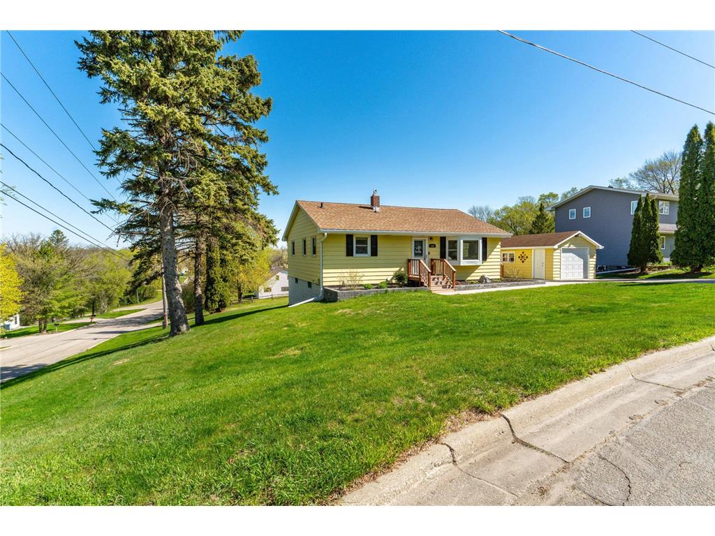 326 W Gustavus Avenue Fergus Falls MN 56537 7073136 image57