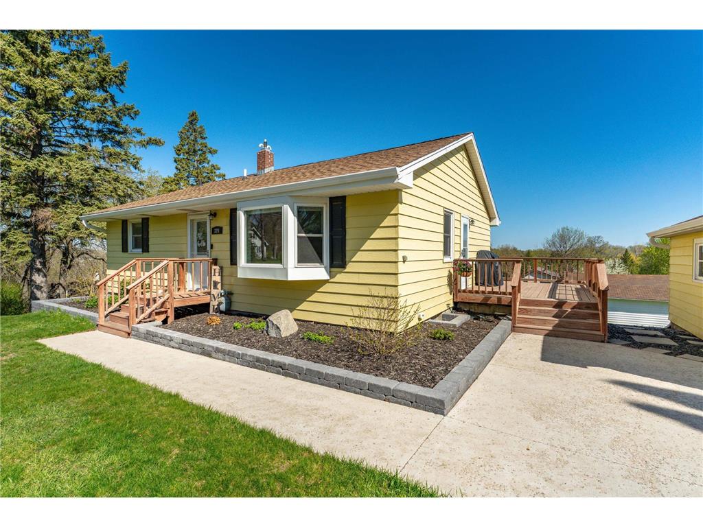 326 W Gustavus Avenue Fergus Falls MN 56537 7073136 image6