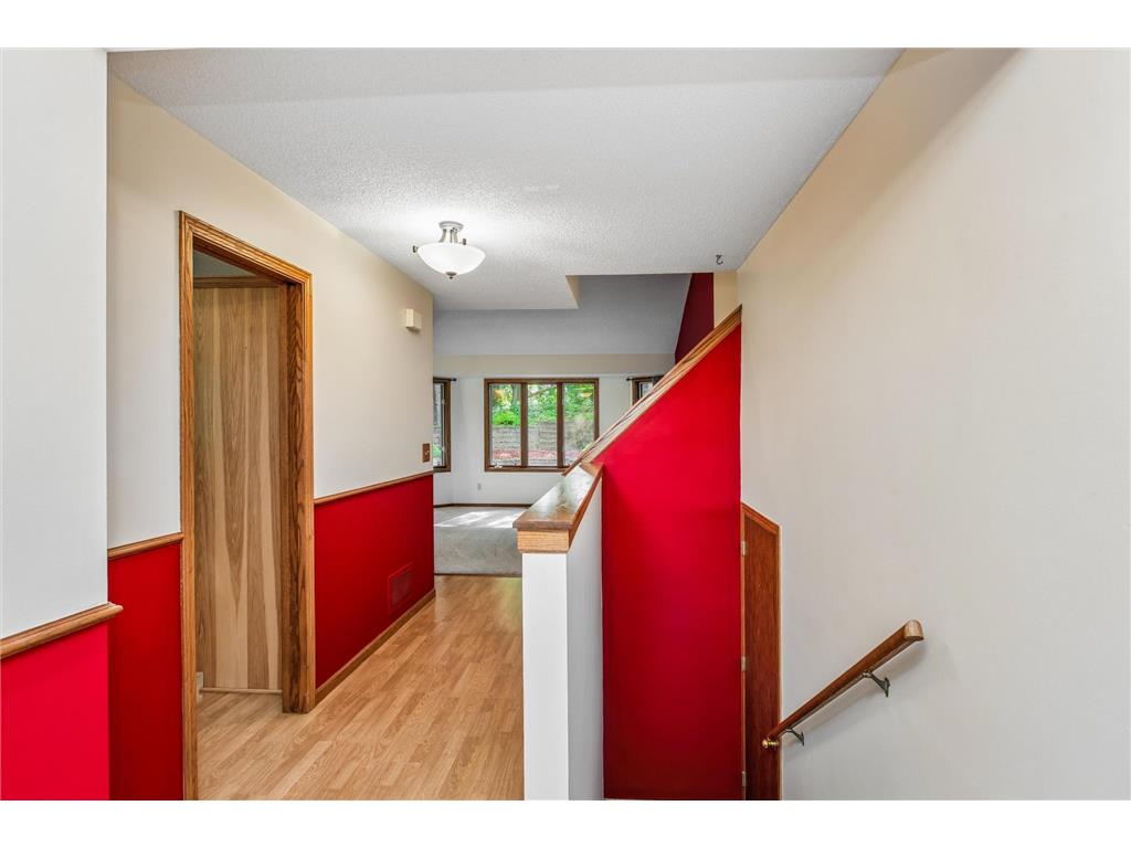 326 Warner Avenue N Mahtomedi MN 55115 7087149 image11