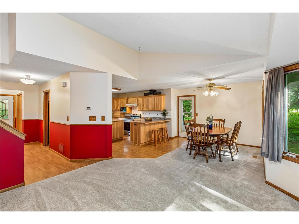 326 Warner Avenue N Mahtomedi MN 55115 7087149 image13