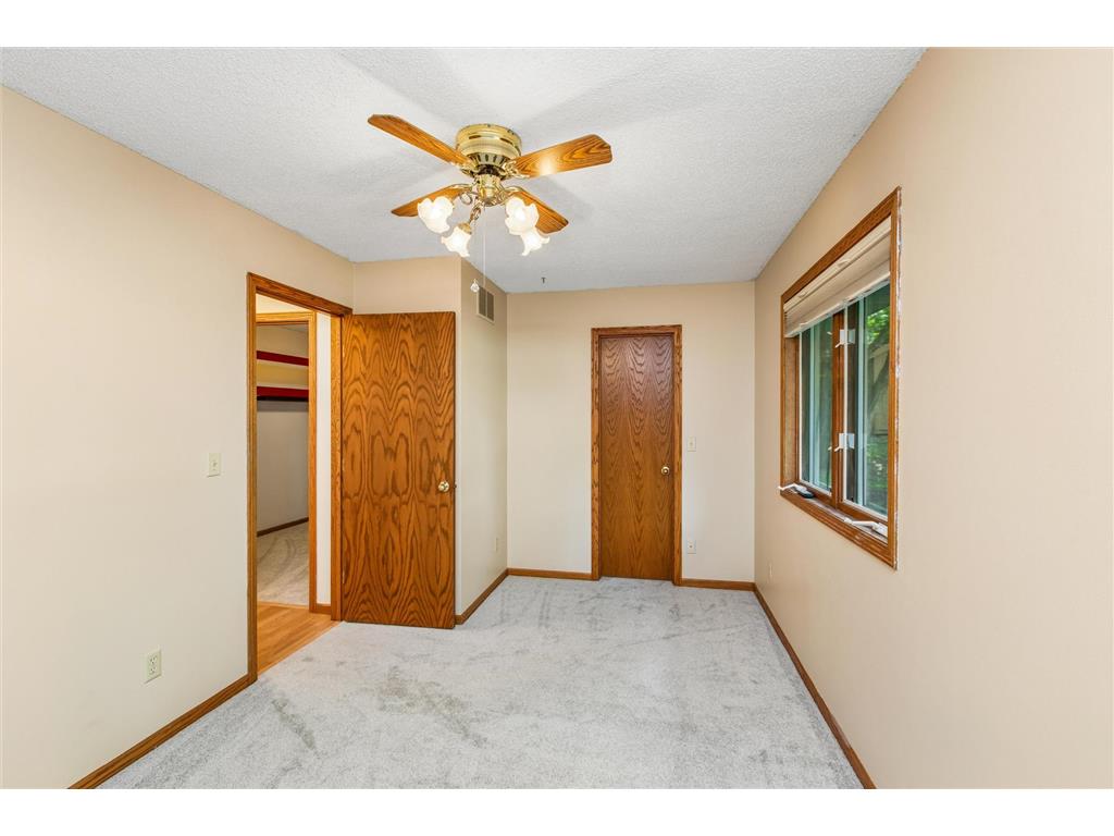 326 Warner Avenue N Mahtomedi MN 55115 7087149 image16