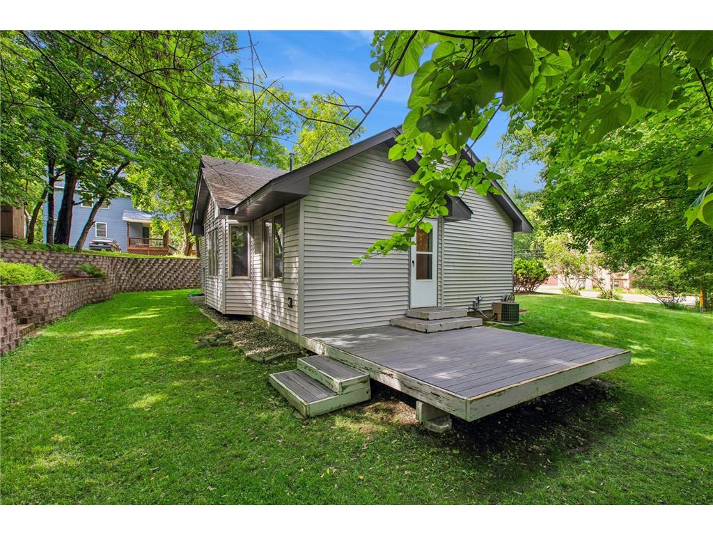 326 Warner Avenue N Mahtomedi MN 55115 7087149 image28