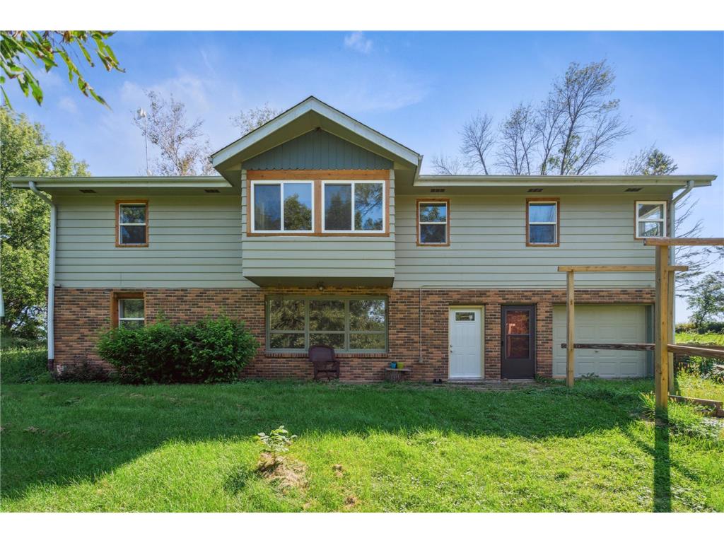 3260 302nd Street E Sciota Twp MN 55065 6633808 image1