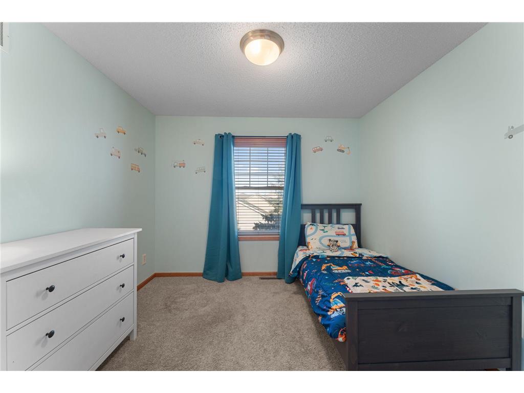 3262 Oak View Drive Woodbury MN 55129 7038307 image20