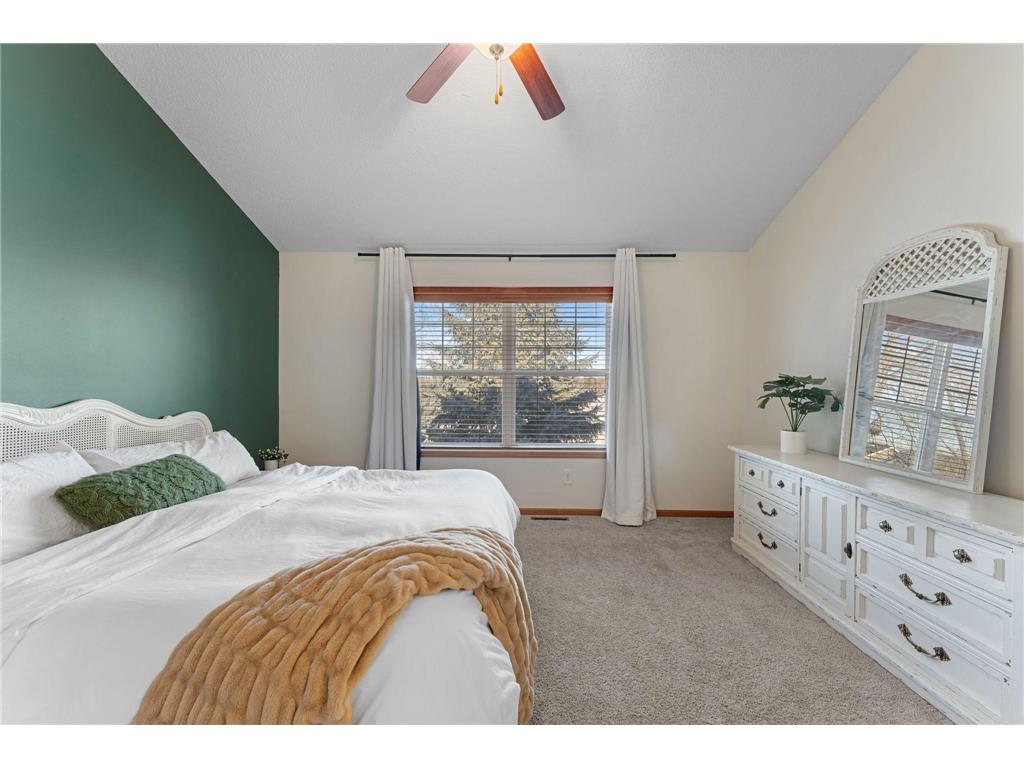 3262 Oak View Drive Woodbury MN 55129 7038307 image23