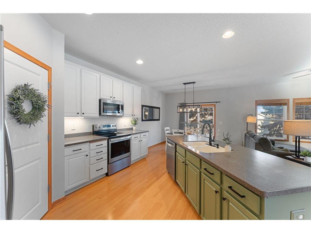 3262 Oak View Drive Woodbury MN 55129 7038307 image3