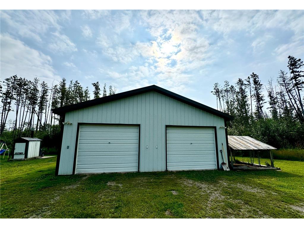 32625 593rd Avenue Warroad MN 56763 6760838 image2