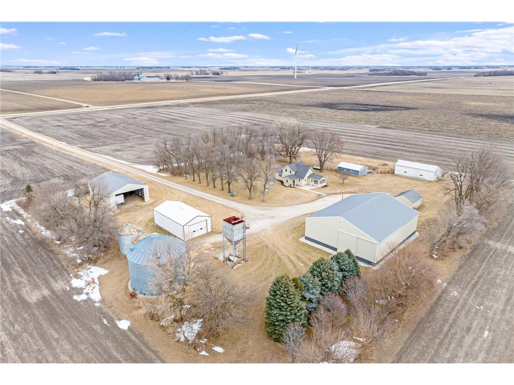 32632 85th Street Blue Earth MN 56013 6652432 image1