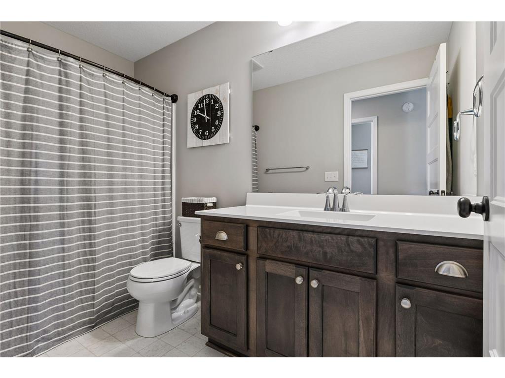 3267 Linden Avenue N Lake Elmo MN 55042 7047059 image36