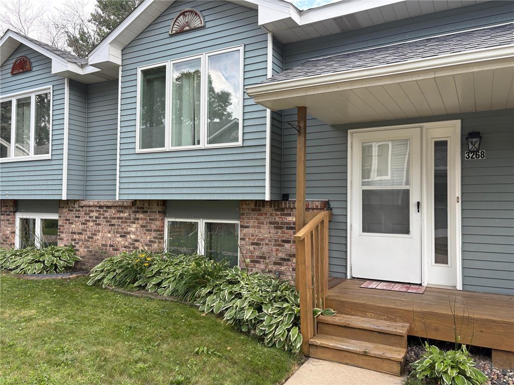 3268 Edgerton Street Vadnais Heights MN 55127 7018405 image1