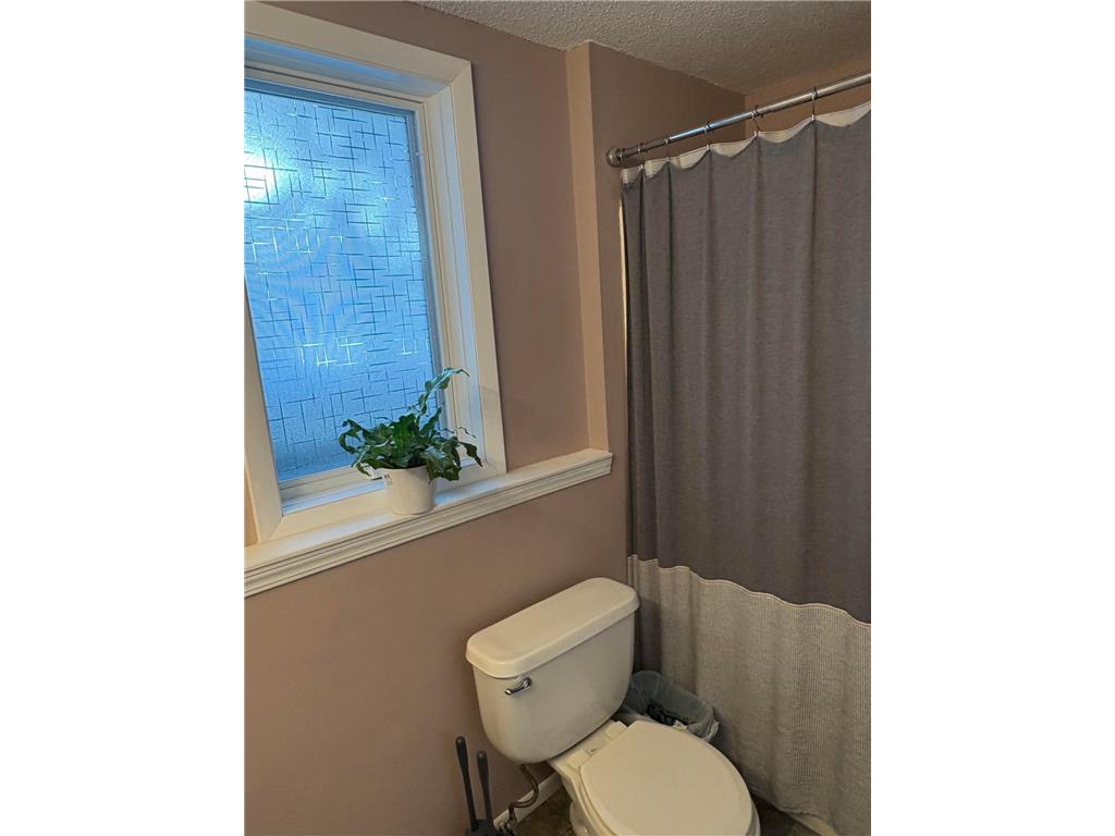 3268 Edgerton Street Vadnais Heights MN 55127 7018405 image12