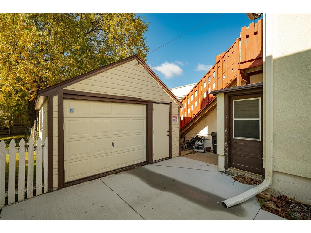 327 11th Avenue NW Rochester MN 55901 6811349 image3