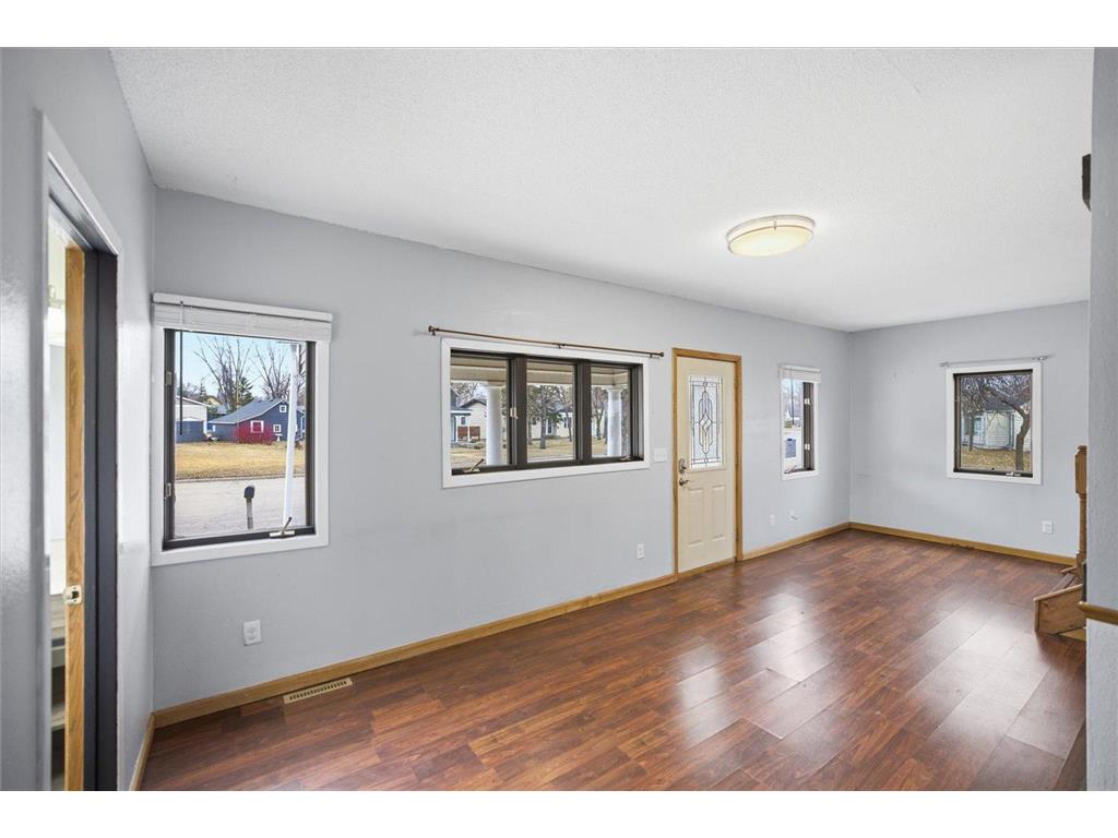 327 2ND Street NE Barnesville MN 56514 7058157 image11