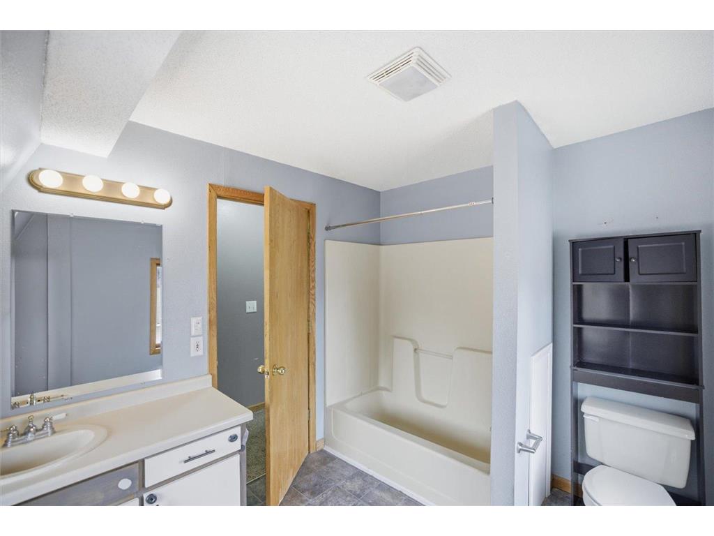 327 2ND Street NE Barnesville MN 56514 7058157 image21