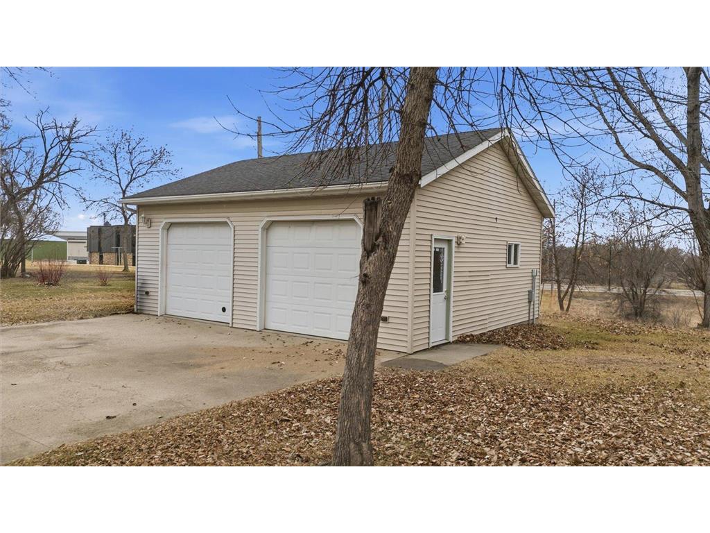 327 2ND Street NE Barnesville MN 56514 7058157 image32