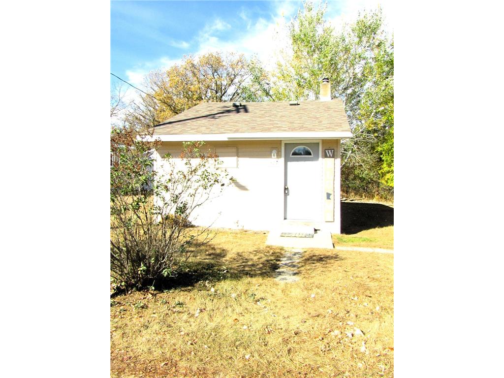 327 2nd Street NE Menahga MN 56464 6620691 image1