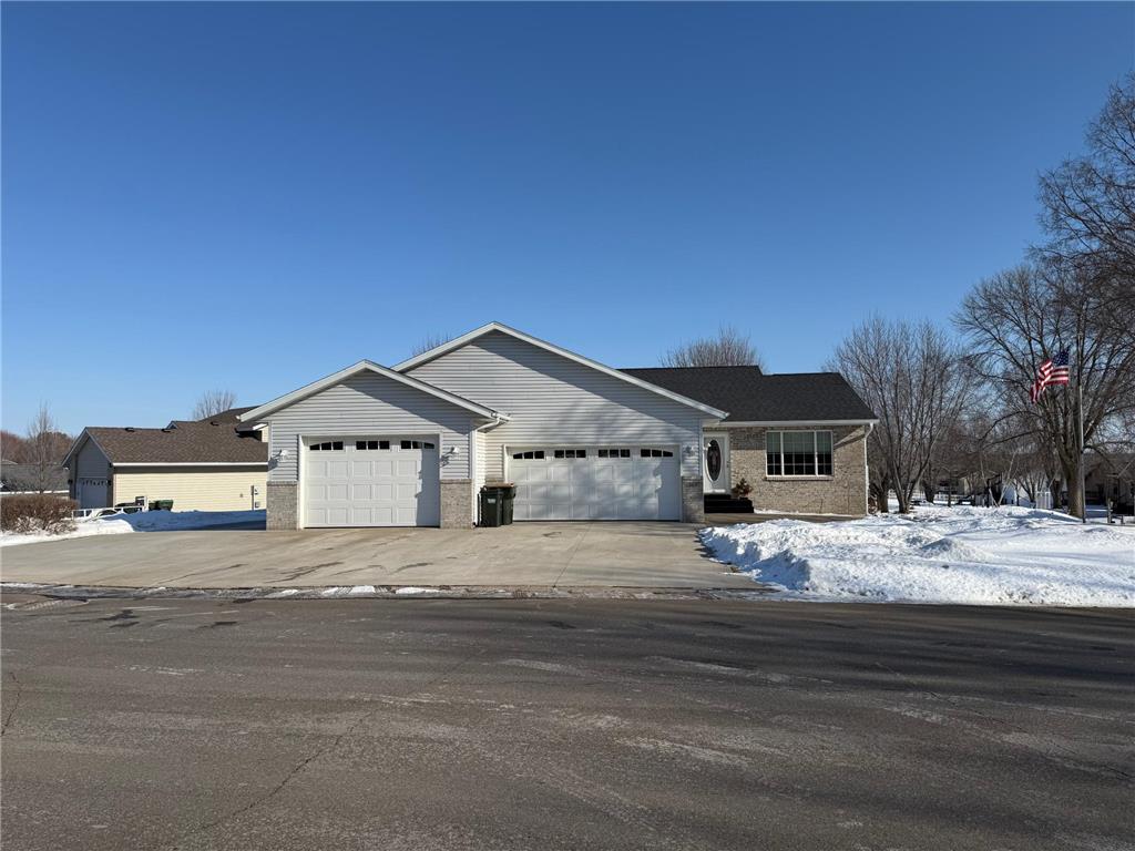327 Golfview Drive Albany MN 56307 7018322 image1