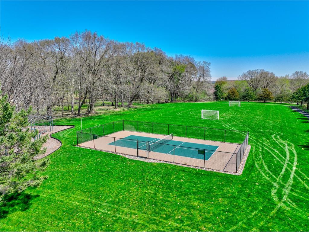 327 Lindsay Road Hudson WI 54016 7051790 image48
