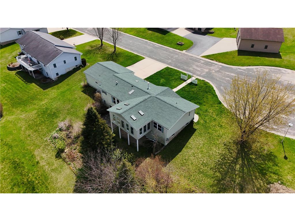 327 Parkside Drive SE Preston MN 55965 7008962 image3