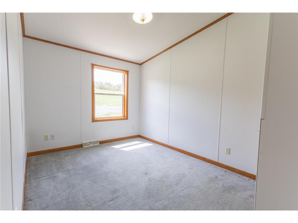 327 Parkside Drive SE Preston MN 55965 7008962 image30