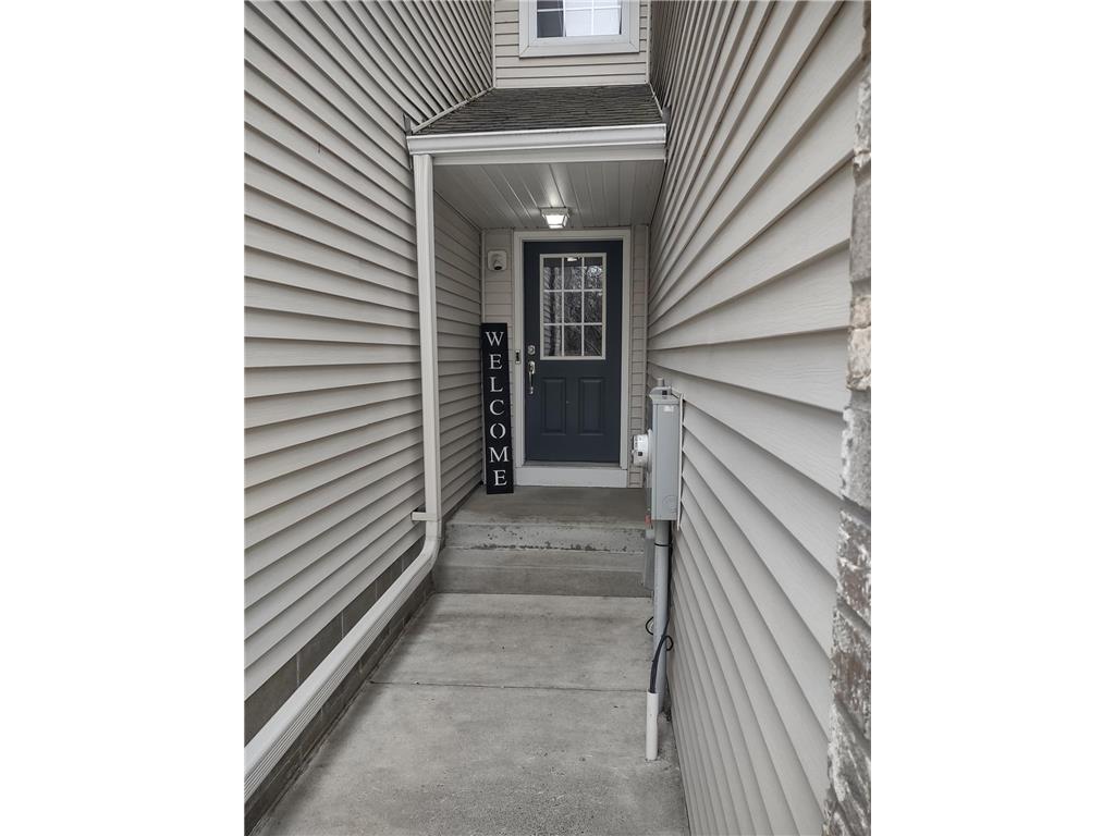 327 Pleasant Lane Chaska MN 55318 6504070 image1