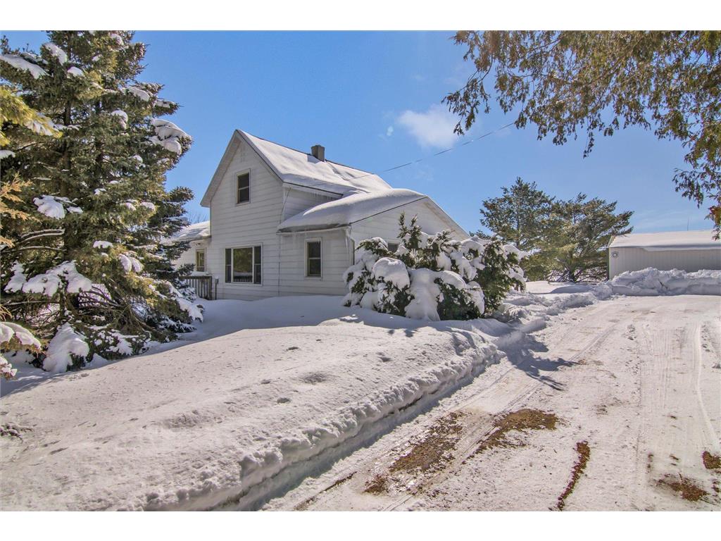 3271 30th Avenue Knapp WI 54749 6342837 image1