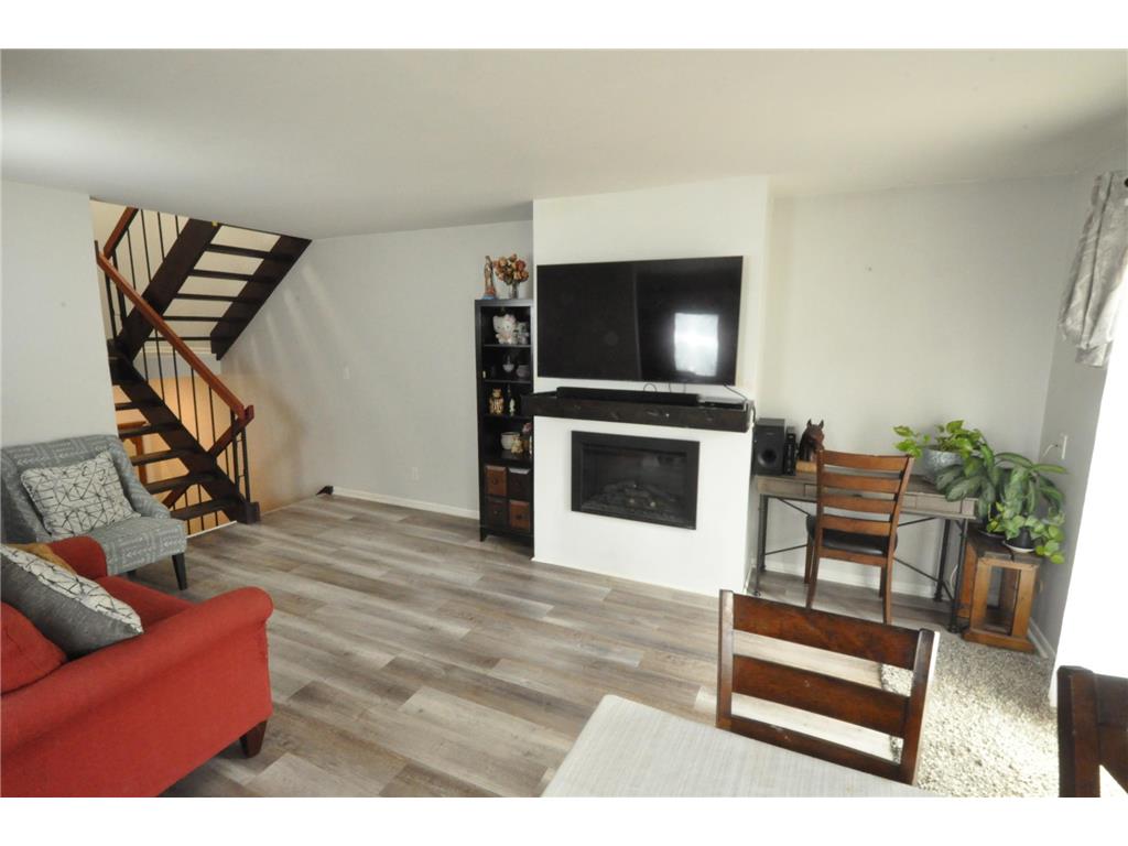 3271 Valley Ridge Drive #33 Eagan MN 55121 7029600 image1