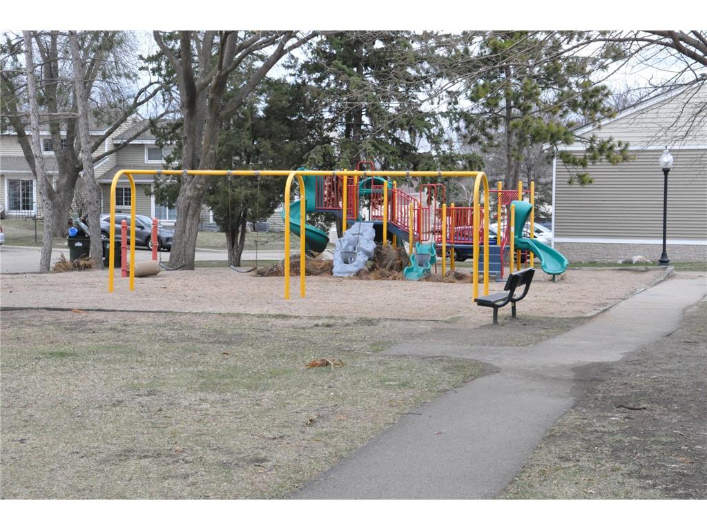 3271 Valley Ridge Drive #33 Eagan MN 55121 7029600 image15