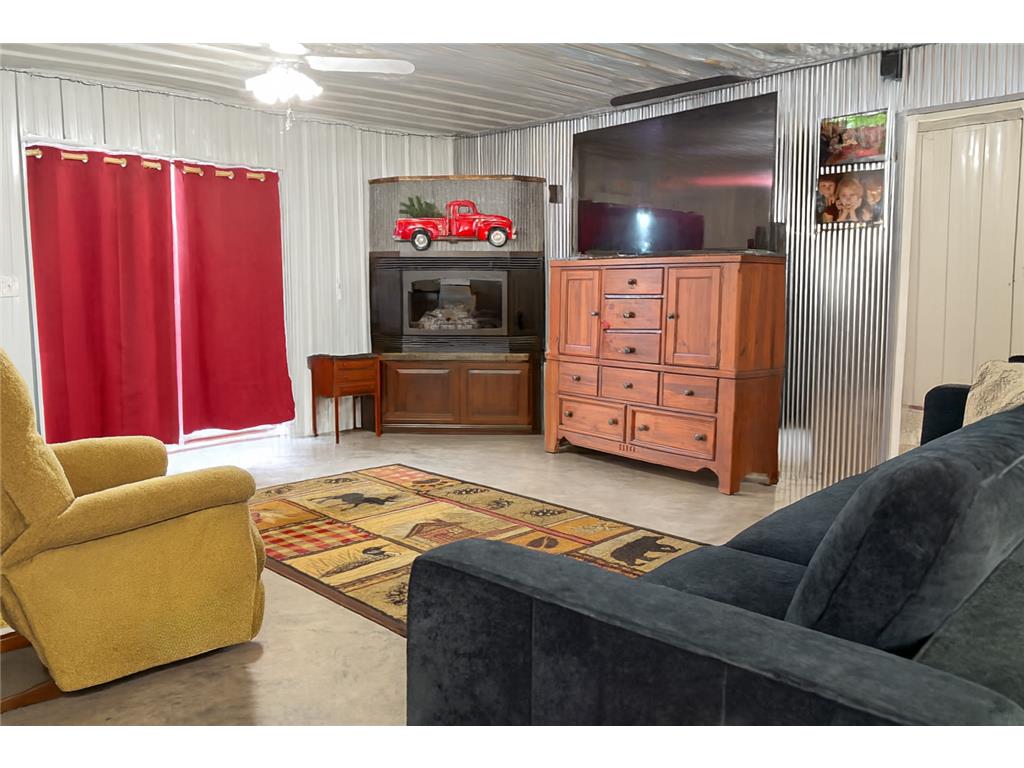 32738 US71 Menahga MN 56464 7036509 image4