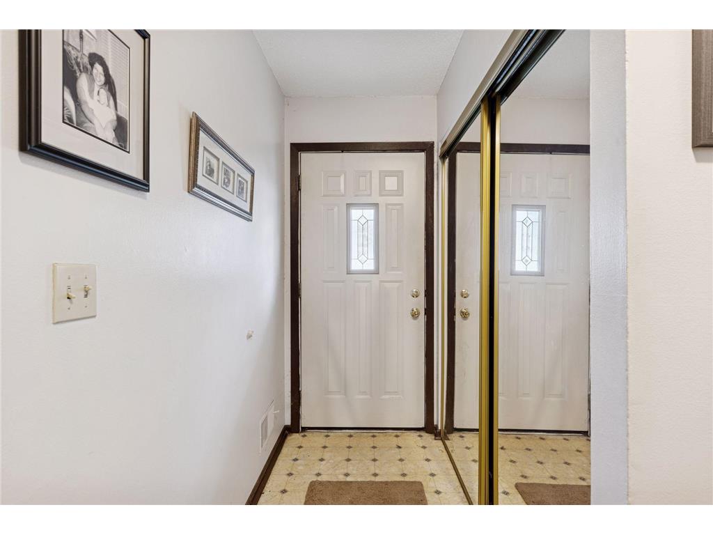 3275 Hill Ridge Drive #29 Eagan MN 55121 7004980 image6