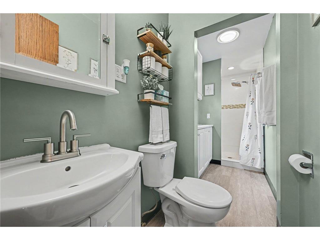 3275 Midland Avenue White Bear Lake MN 55110 7097534 image12