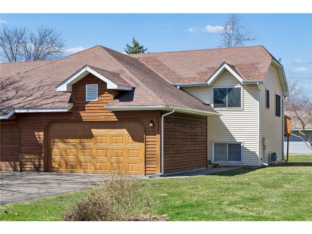 3277 Greenbrier Street Vadnais Heights MN 55127 7011309 image1