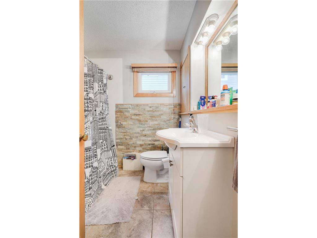 3279 Library Lane Saint Louis Park MN 55426 6825562 image40