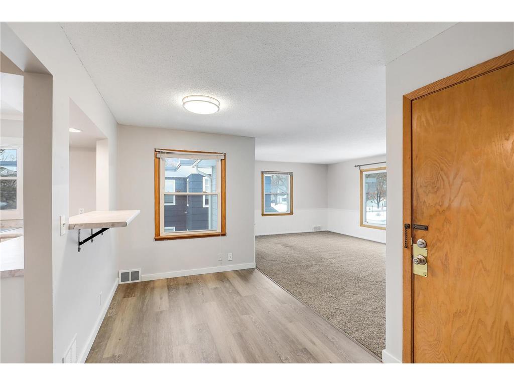 3279 Library Lane Saint Louis Park MN 55426 7052145 image11