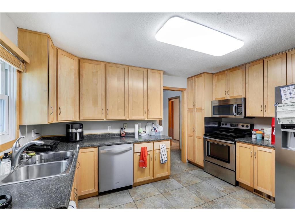 3279 Library Lane Saint Louis Park MN 55426 7052145 image34
