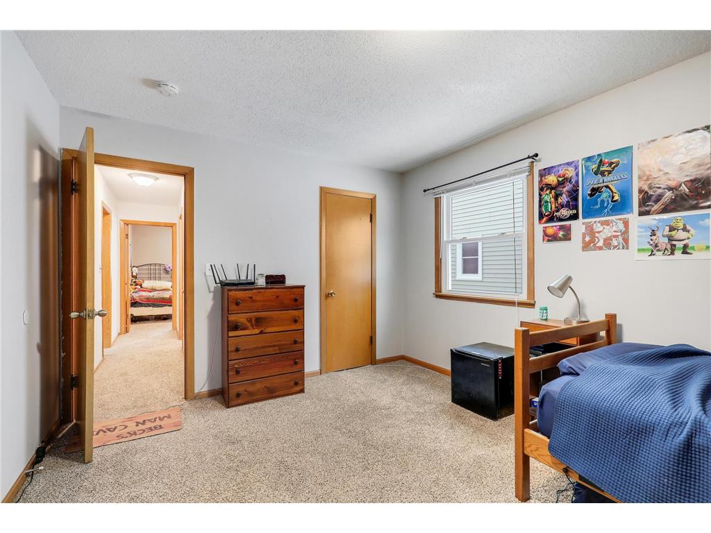 3279 Library Lane Saint Louis Park MN 55426 7052145 image39