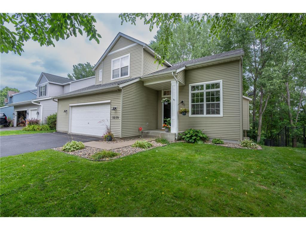 3279 N View Lane Woodbury MN 55125 6767761 image1