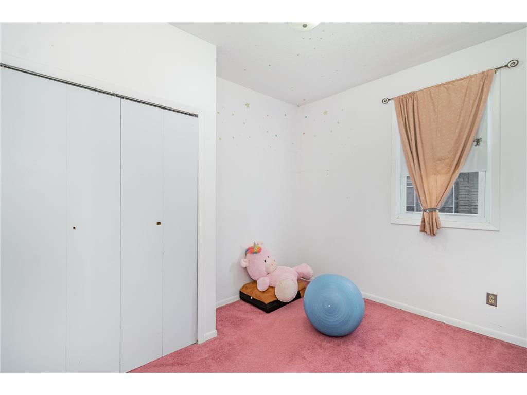 328 Edmund Avenue Saint Paul MN 55103 6815427 image14