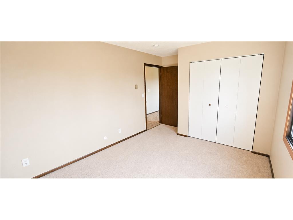 328 Lake Street #7 Clinton MN 56225 7058285 image10