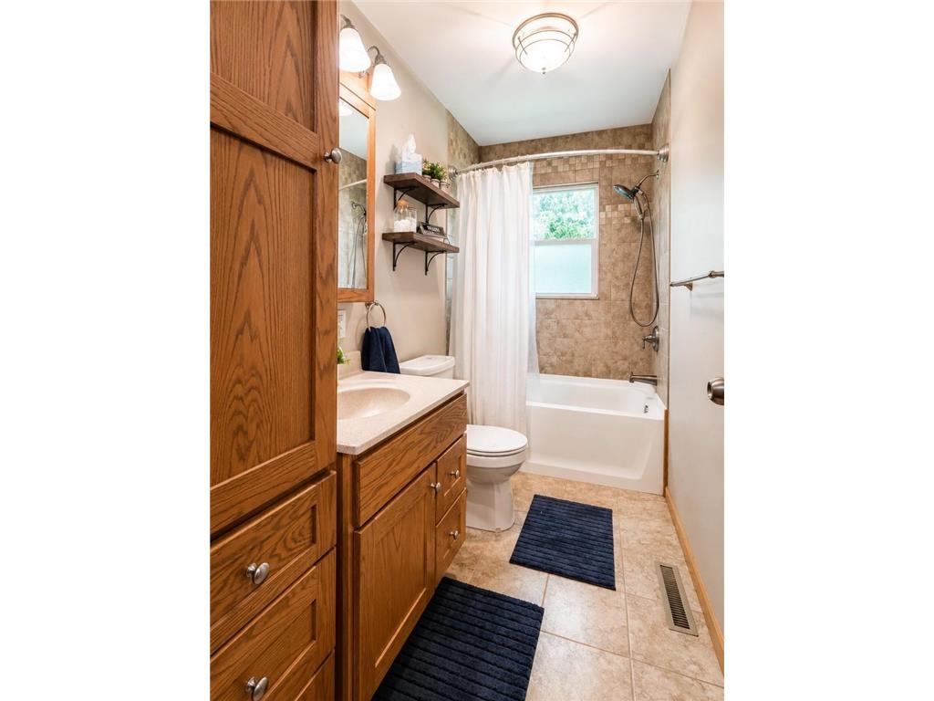 328 Park Street Sherburn MN 56171 7095799 image17