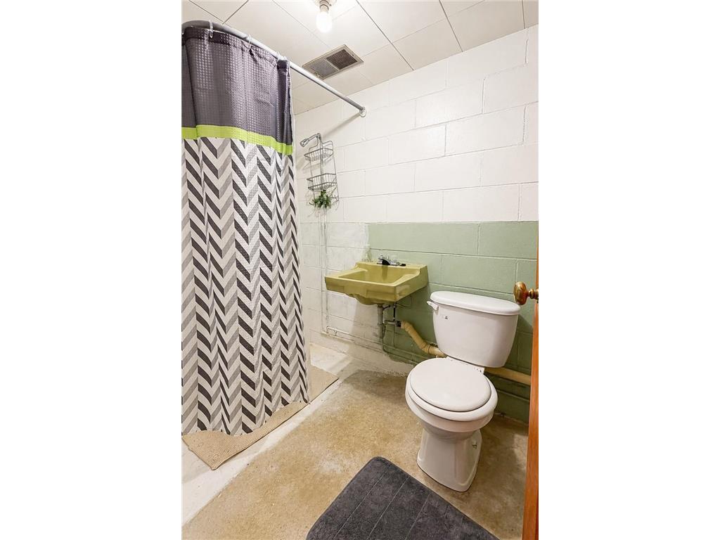 328 Park Street Sherburn MN 56171 7095799 image26