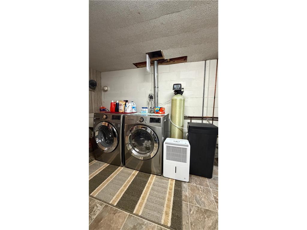 328 Park Street Sherburn MN 56171 7095799 image31