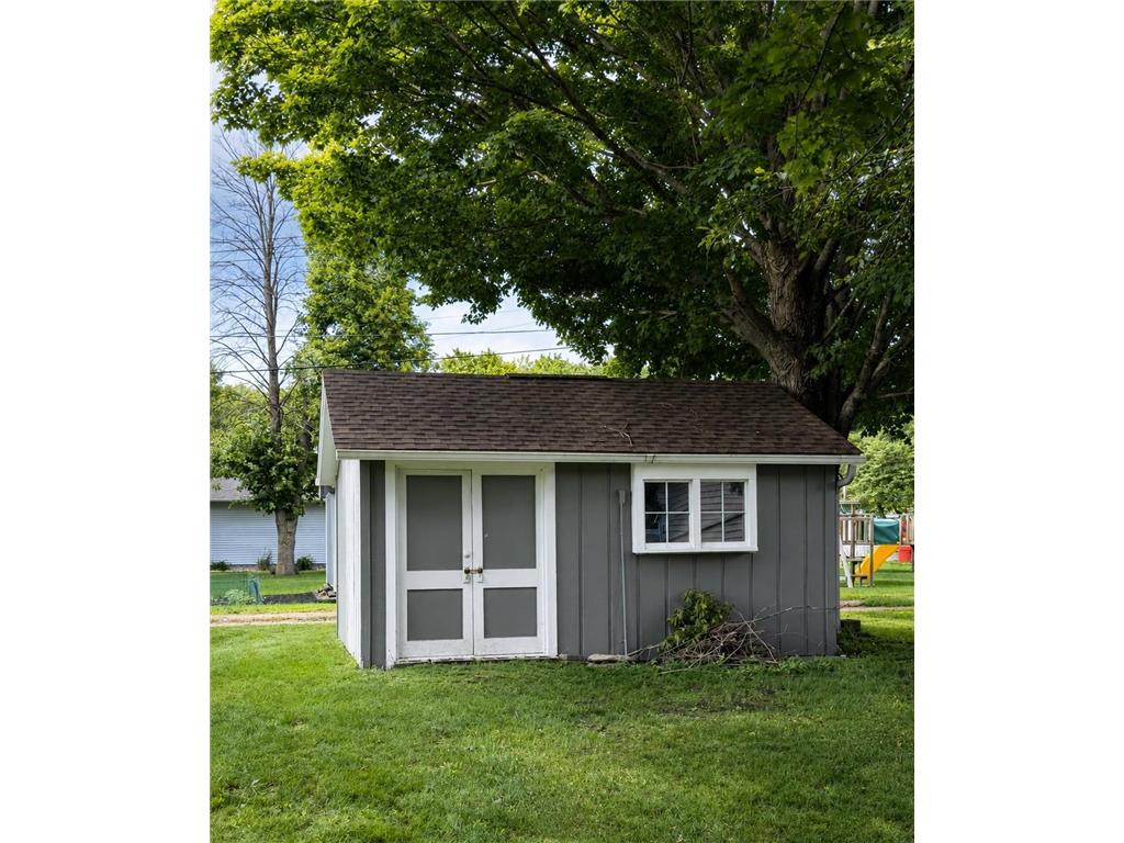 328 Park Street Sherburn MN 56171 7095799 image4