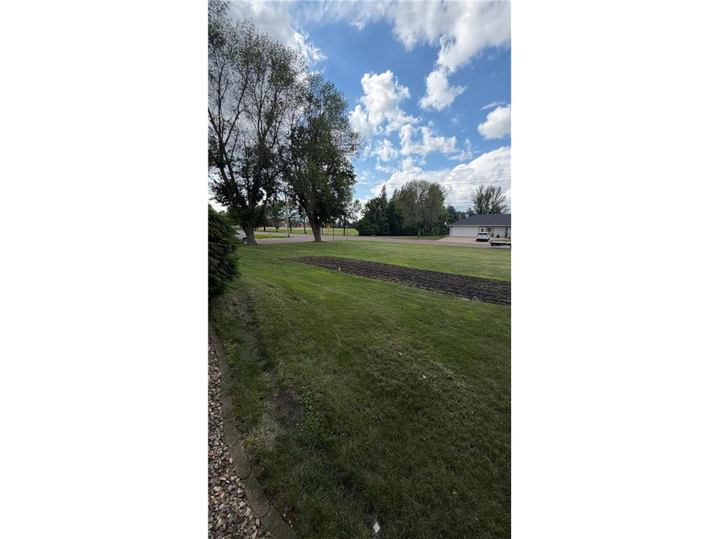 328 Park Street Sherburn MN 56171 7095799 image9