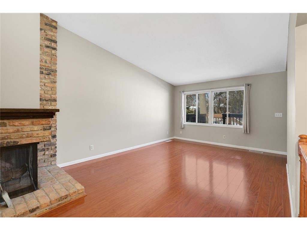 328 River Woods Lane Burnsville MN 55337 7031629 image11