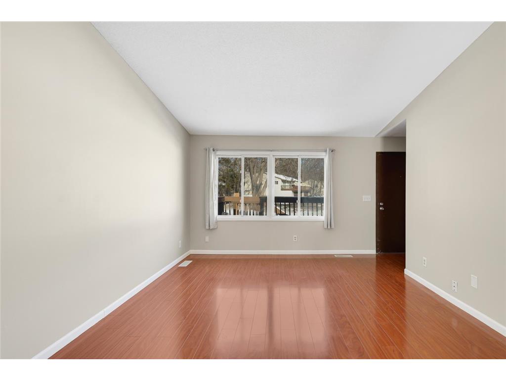 328 River Woods Lane Burnsville MN 55337 7031629 image15