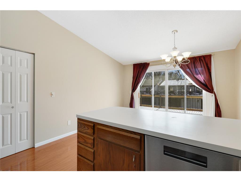 328 River Woods Lane Burnsville MN 55337 7031629 image20