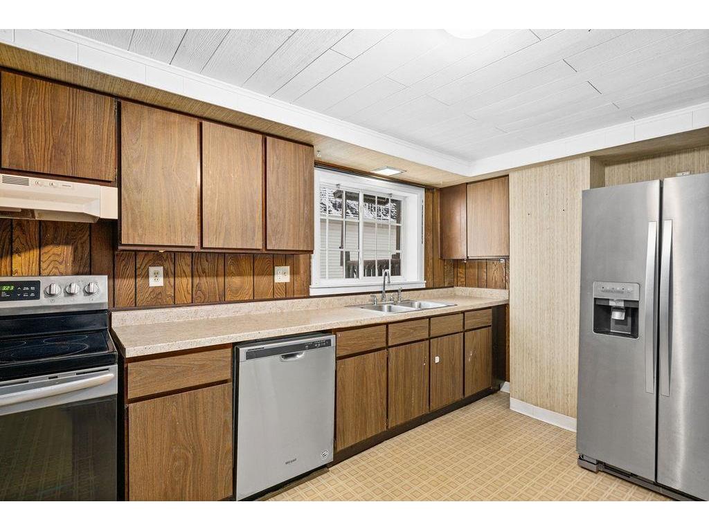 328 S 57th Avenue W Duluth MN 55807 6823881 image6